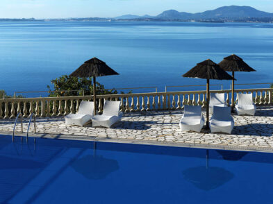 Pool Bar